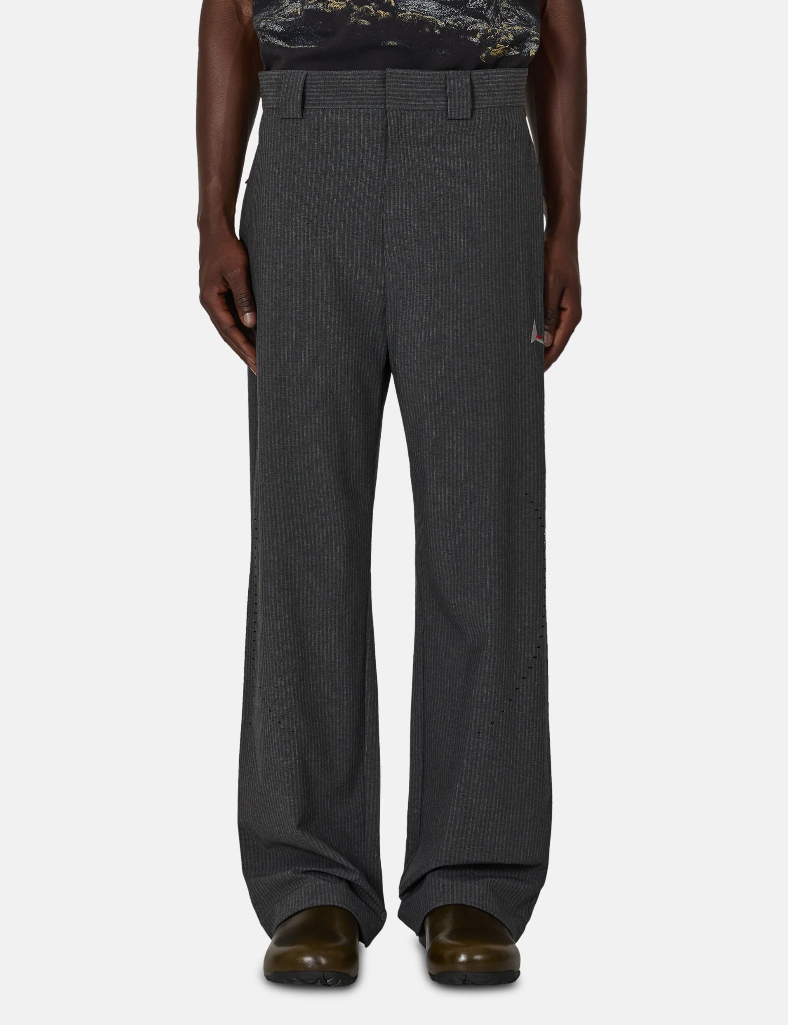 roBa low profile 完成品 ROA Numb Pinstriped Packable Pants - Black | Benchmark