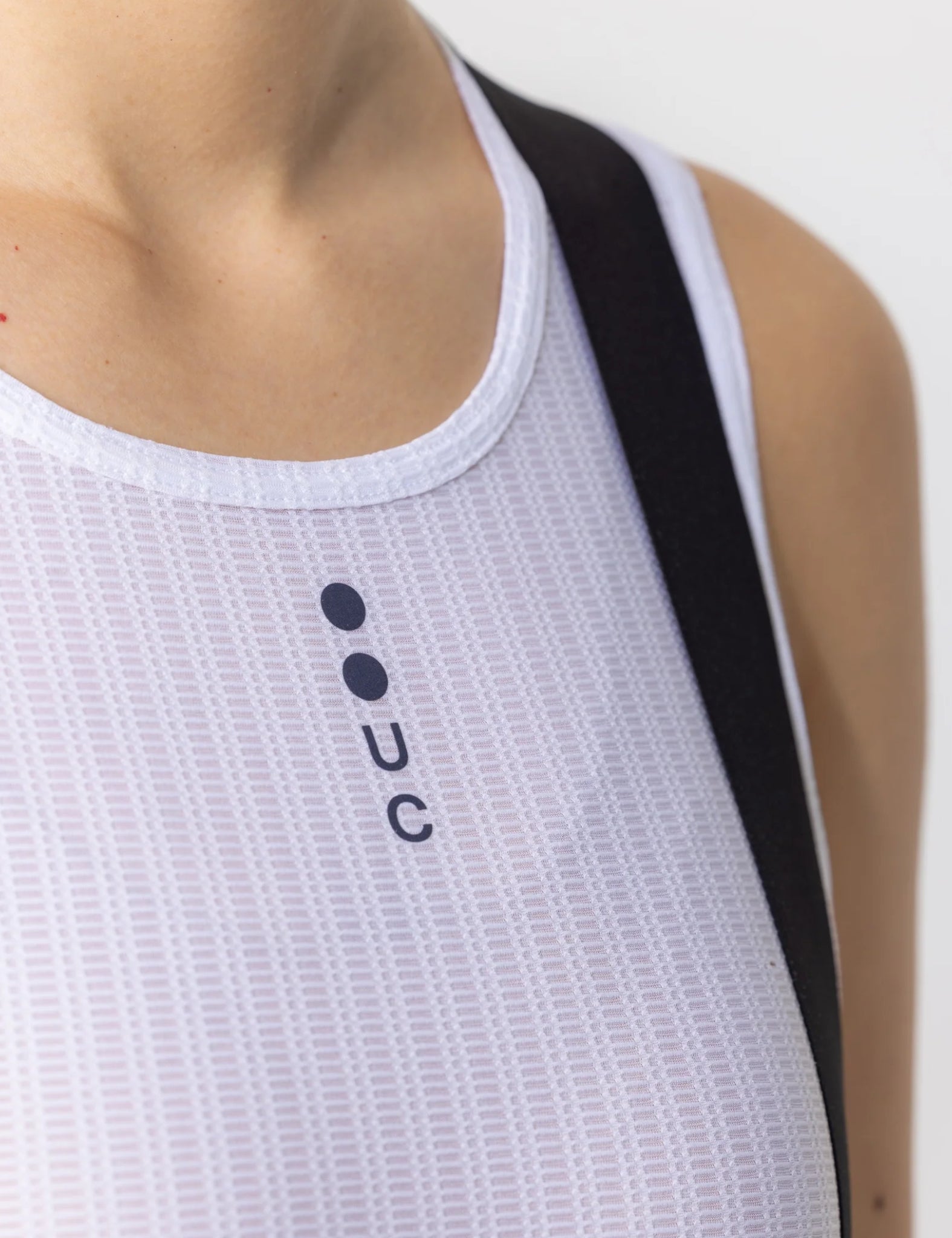 Universal Colours Womens Sleeveless Base Layer - White