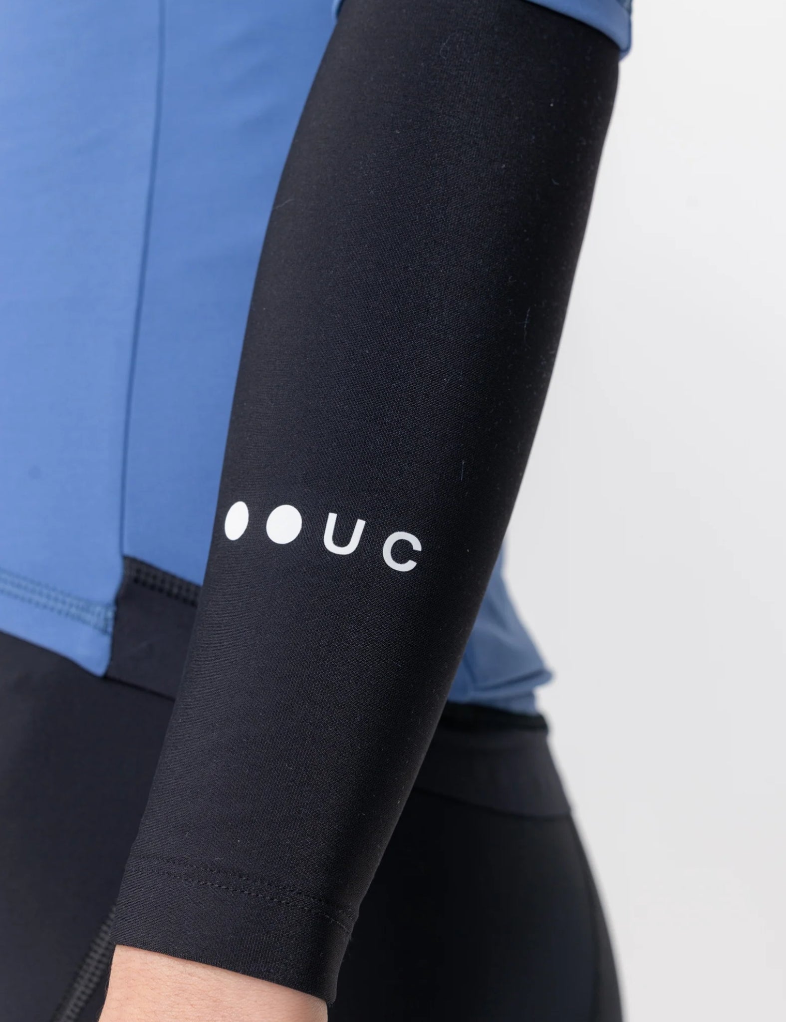 Universal Colours Arm Warmers - Black