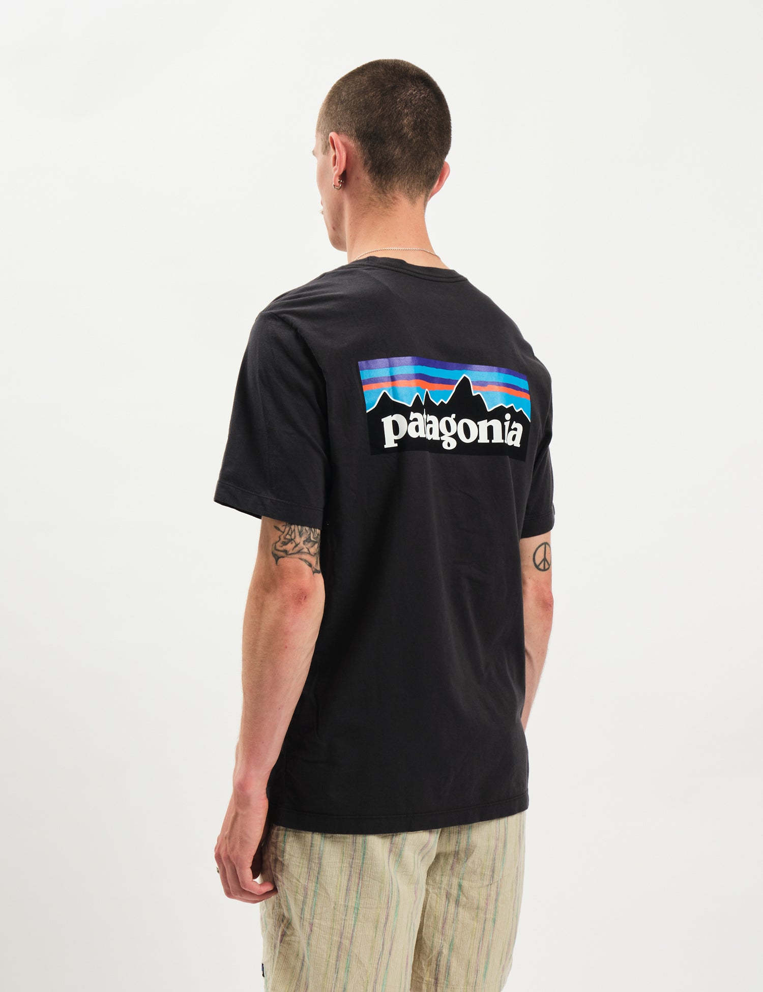 Patagonia P-6 Logo T-Shirt - Ink Black