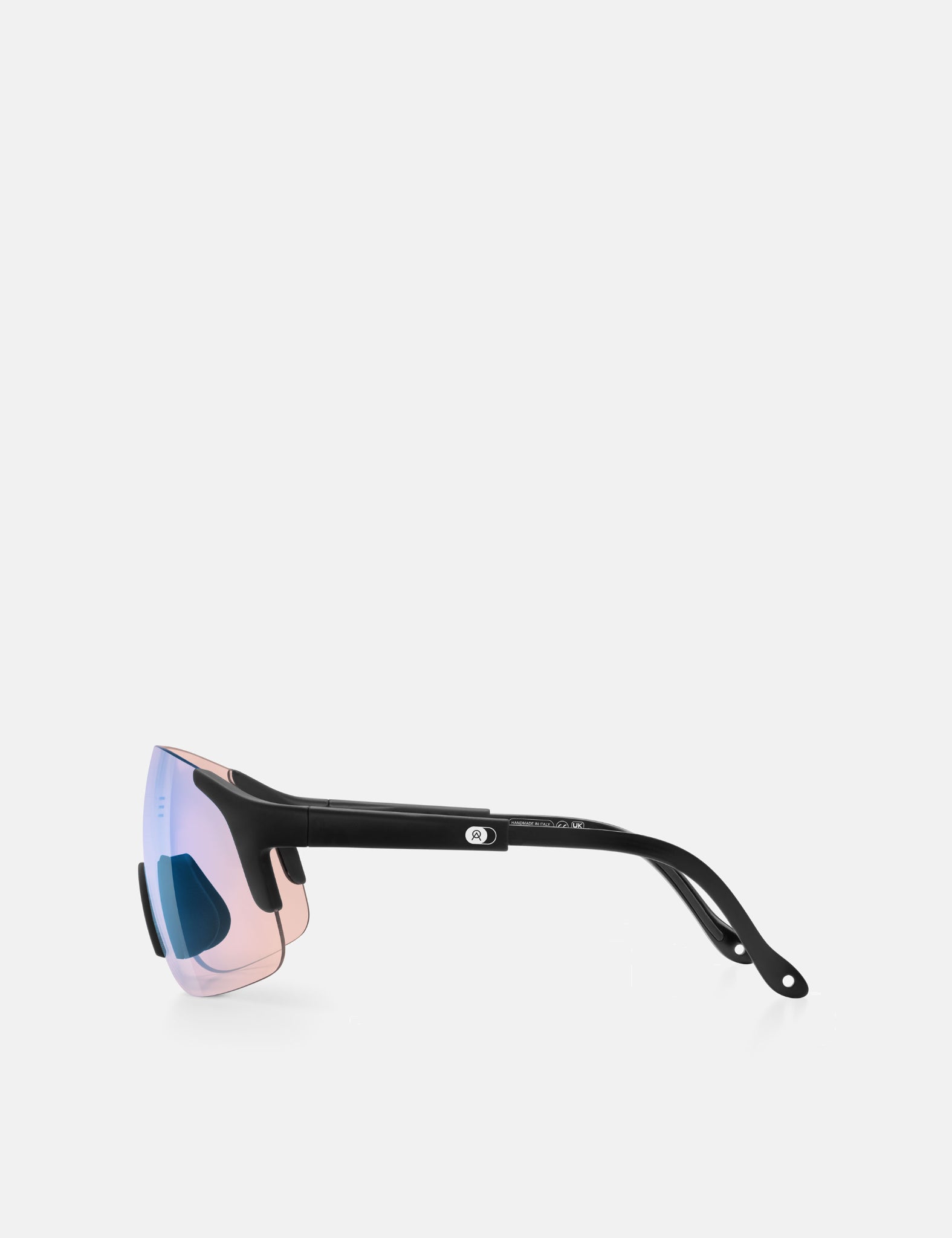 Alba Optics Jumbo Sunglasses - Black/VZUM F-LENS FLM | Benchmark.