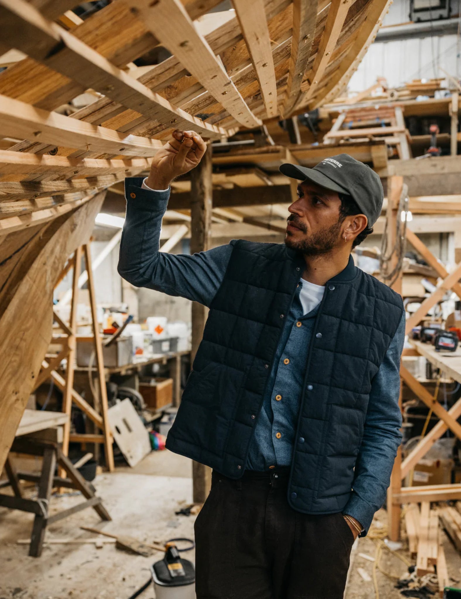 Finisterre Lapwing Gilet - Navy Blue