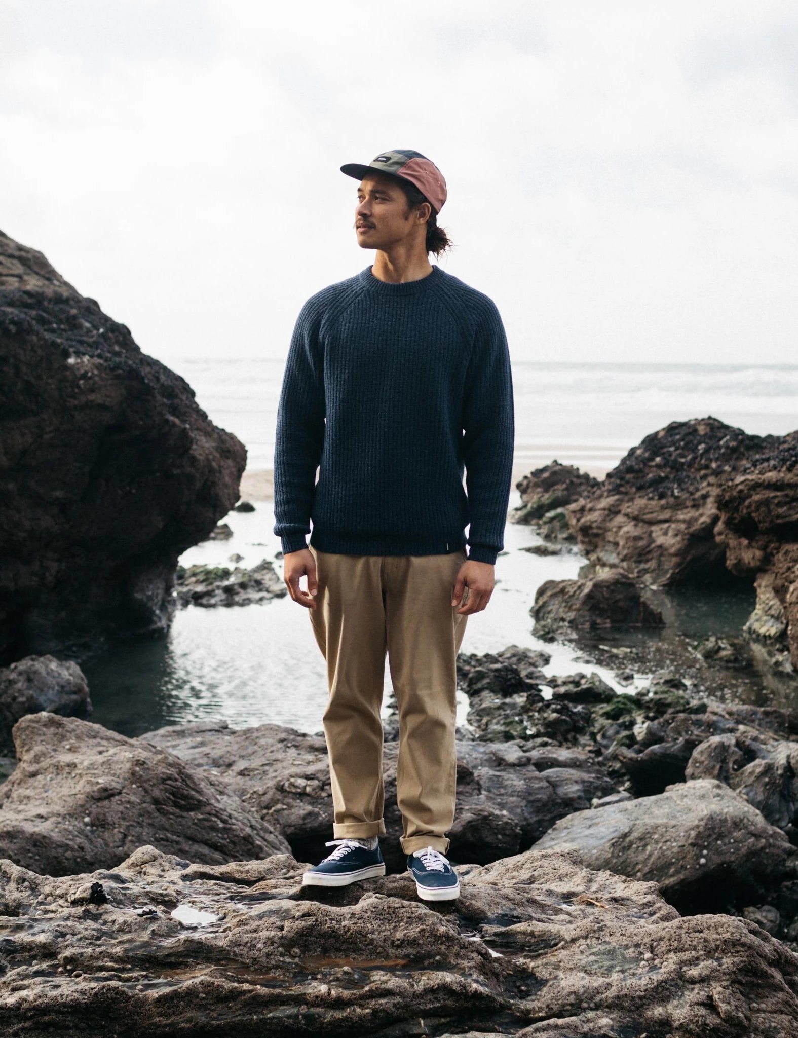 Finisterre Mora Jumper (Wool Mix) - Navy Blue | Benchmark