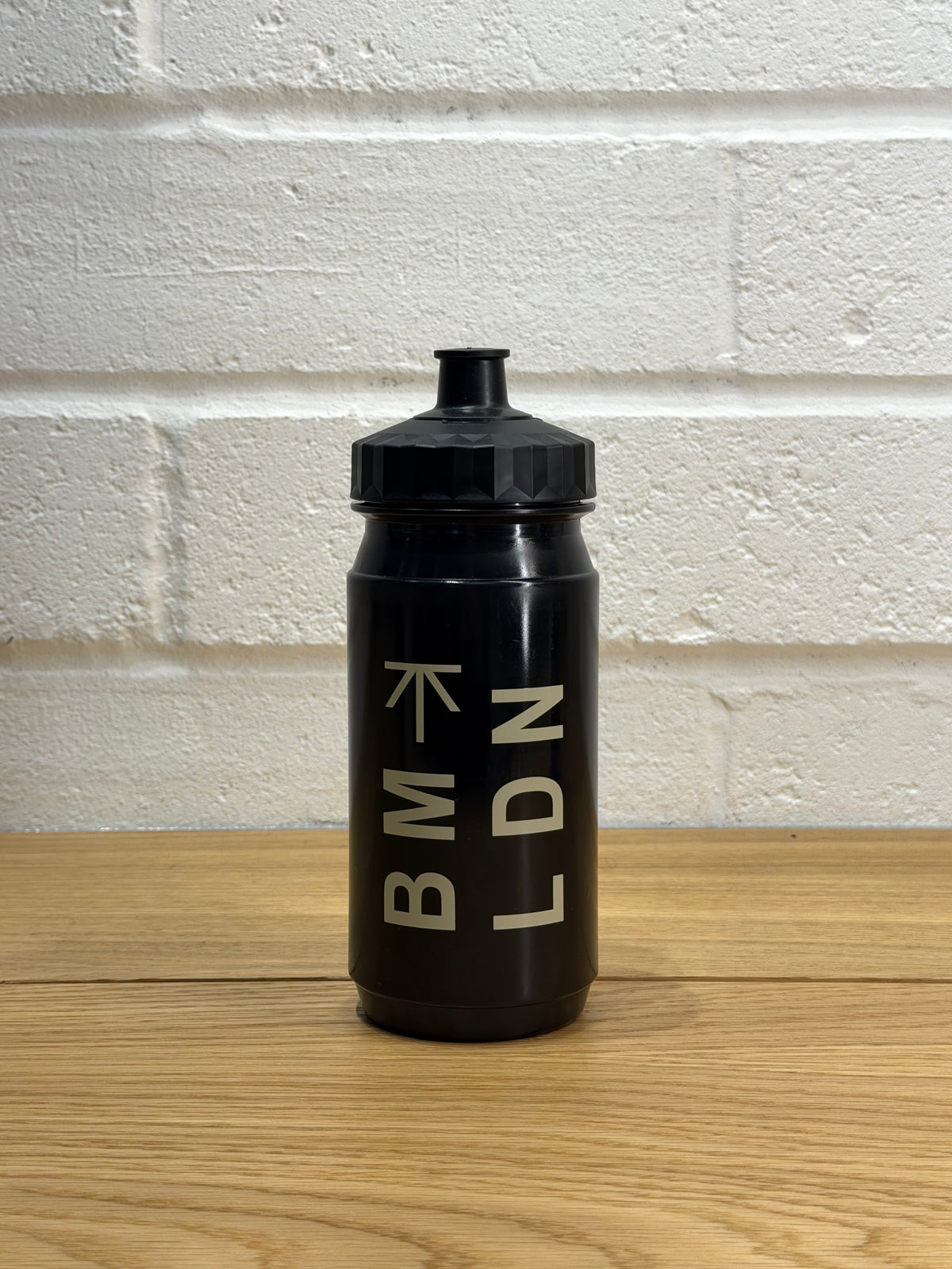 Benchmark Bidon - Black LDN