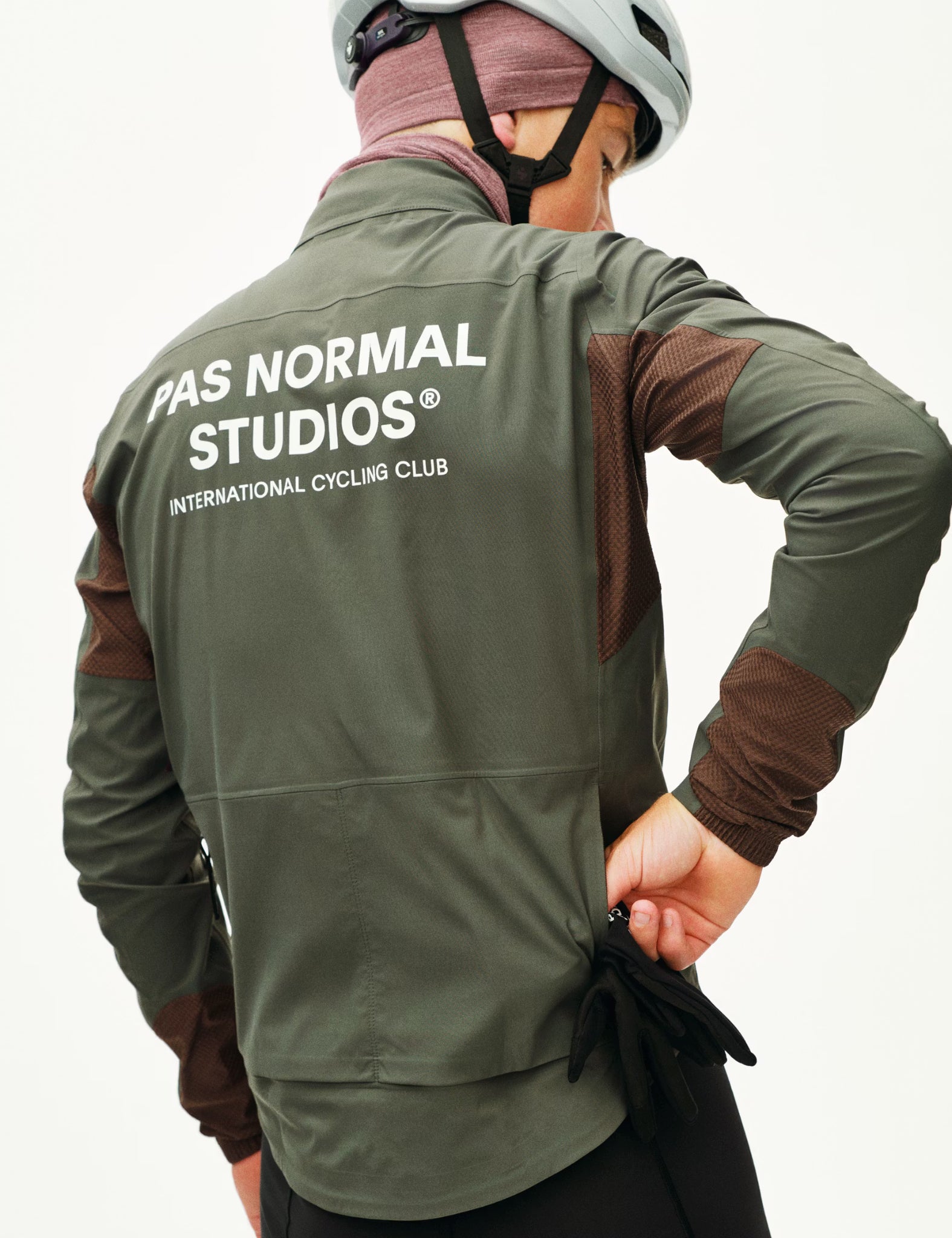Pas Normal Studios Essential Shell Jacket - Dark Grey