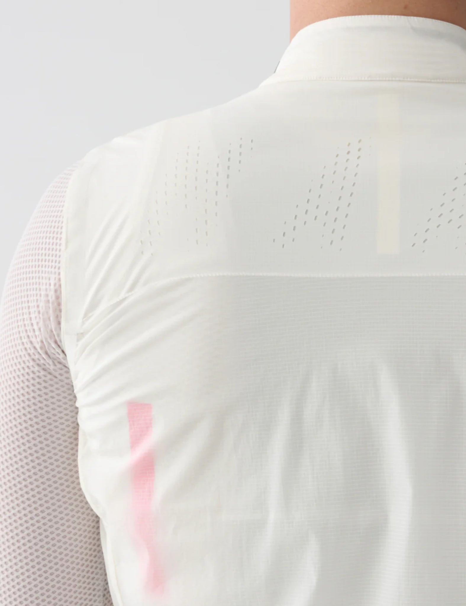 MAAP Flow Vest - White