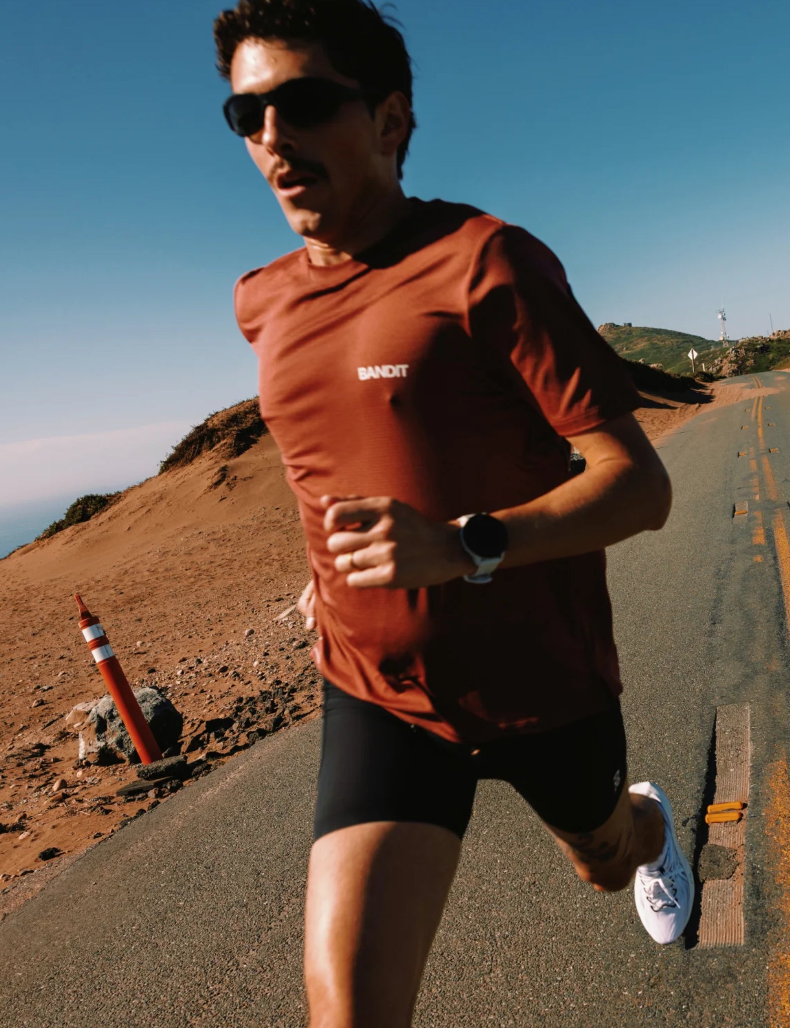 Bandit Men's Micromesh Run T-Shirt - Mahogany Brown