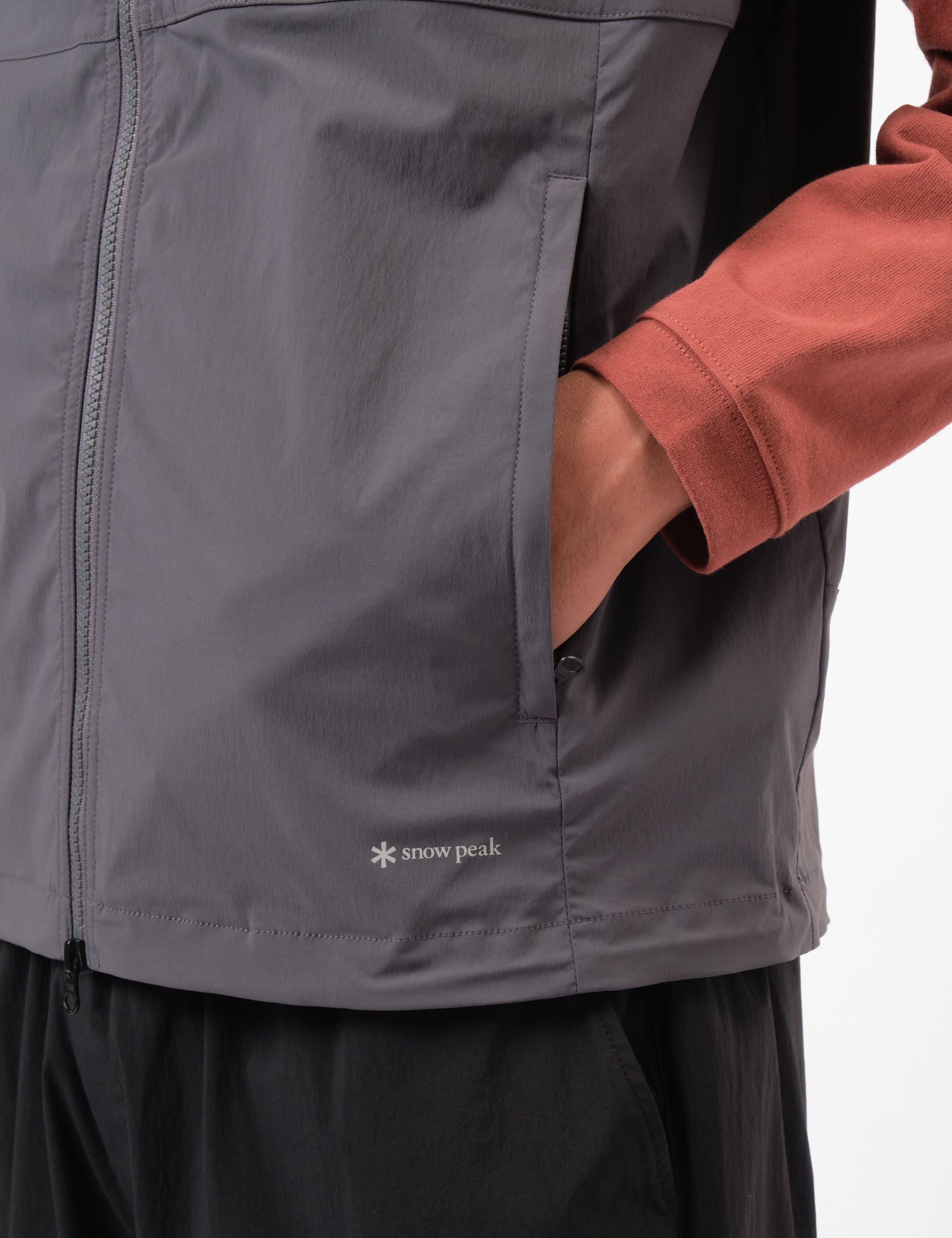 Snow Peak NSD Utility Vest - Charcoal Grey