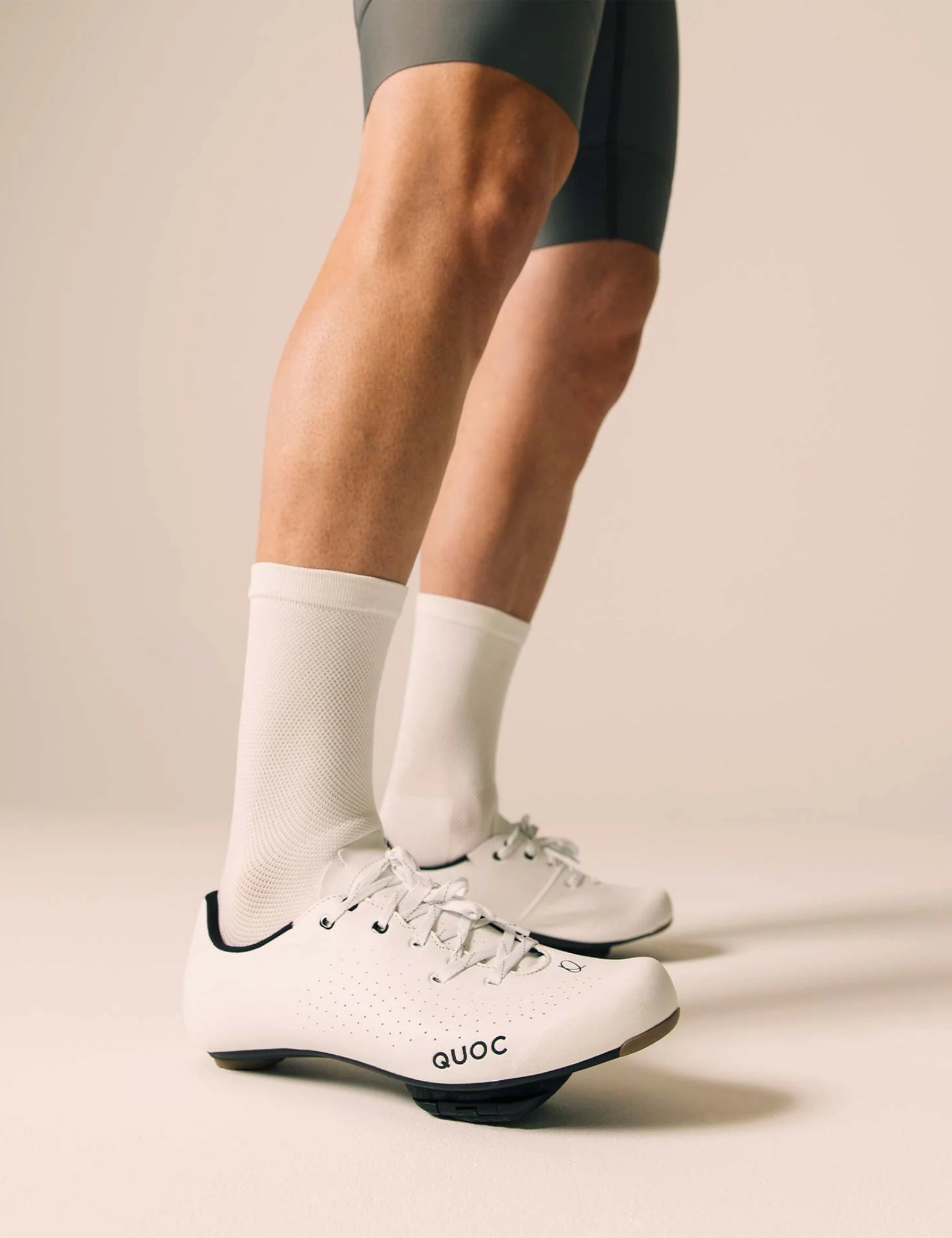 QUOC Escape Road Lace Cycling Shoes - White