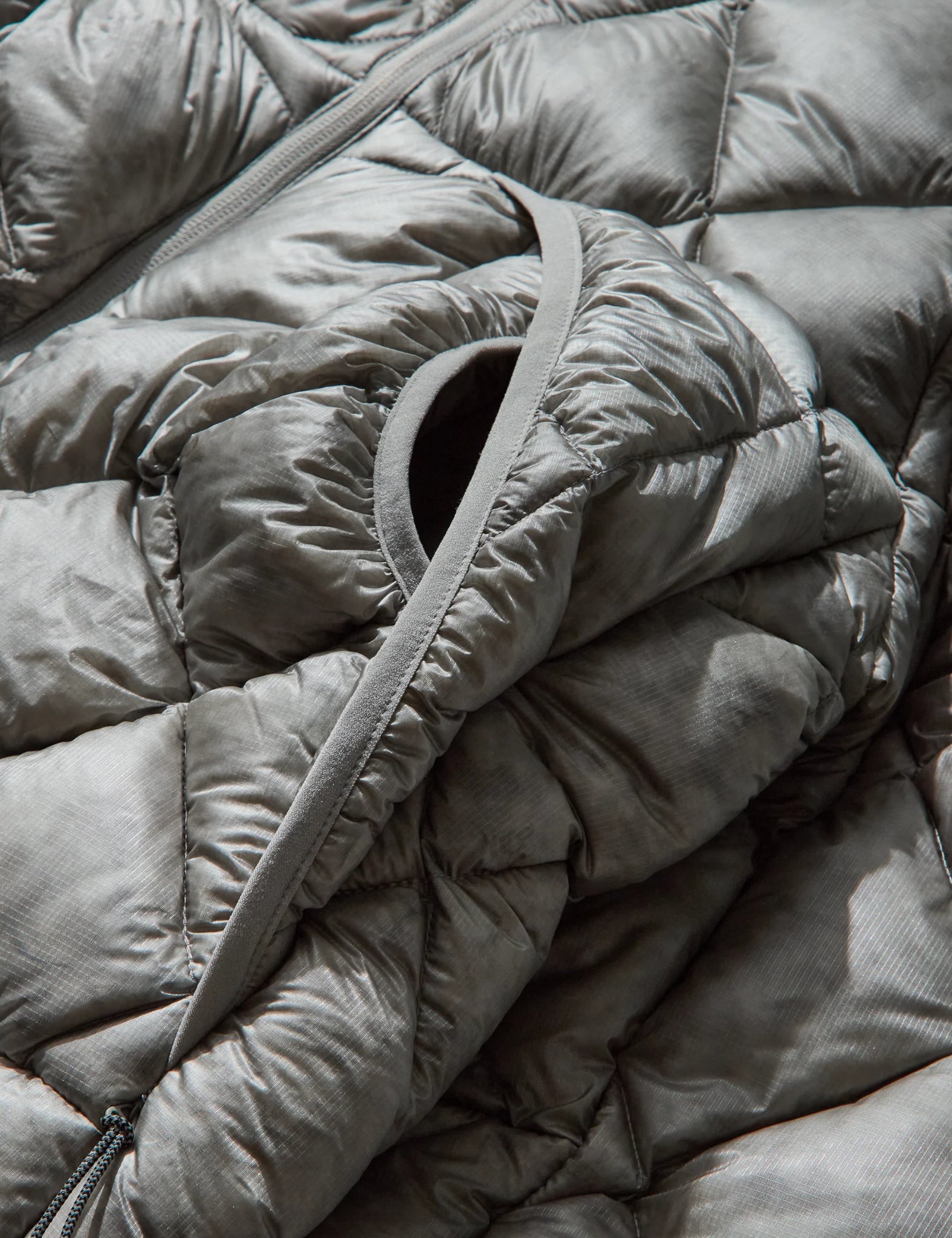 ROA Nuna 800 Fill Power Hooded Down Jacket - Silver Grey | Benchmark