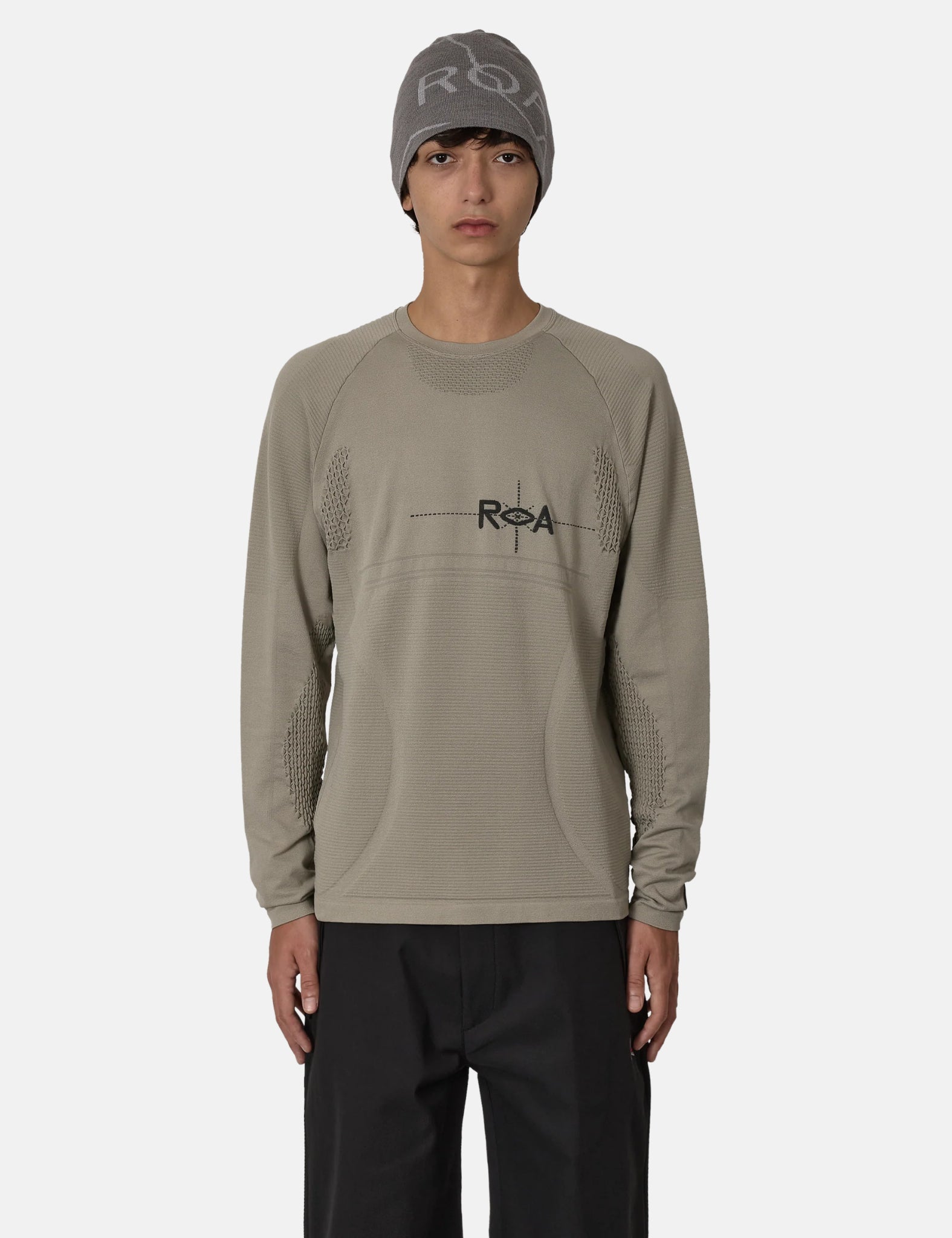ROA Aune Seamless Knit - Pale Green