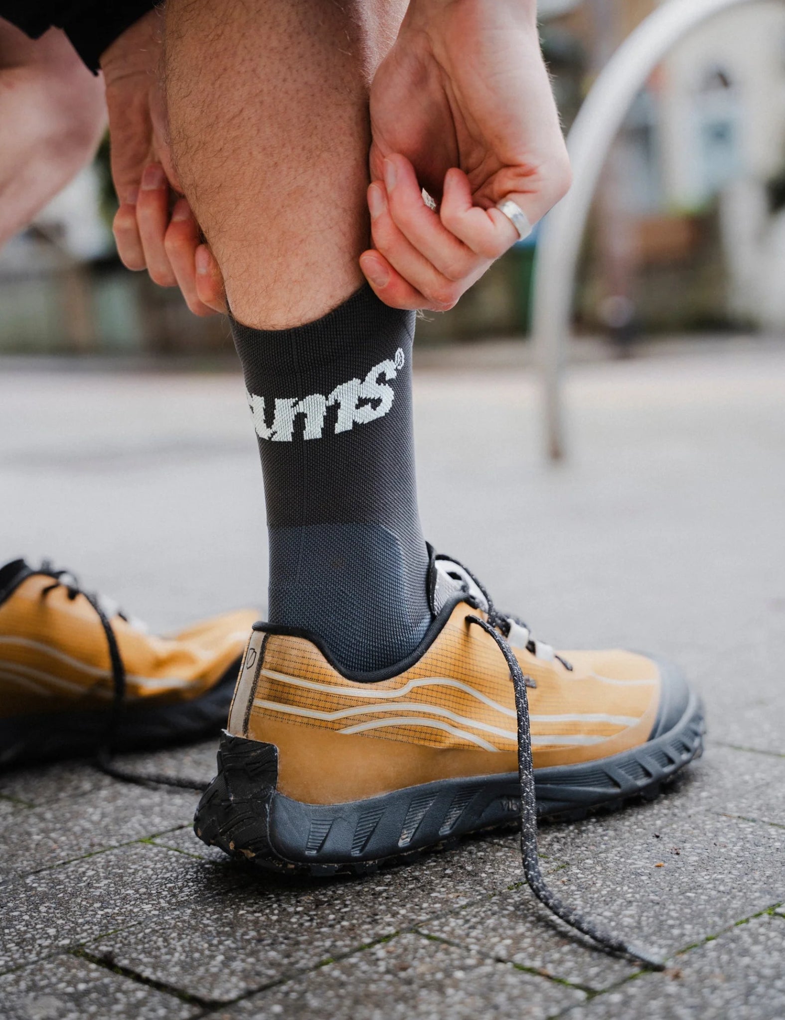 SUMS All Seaons Socks - Beluga/Black