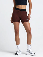 Bandit Women's Striped Cadence 5" Compression Shorts - Mahogany Brown