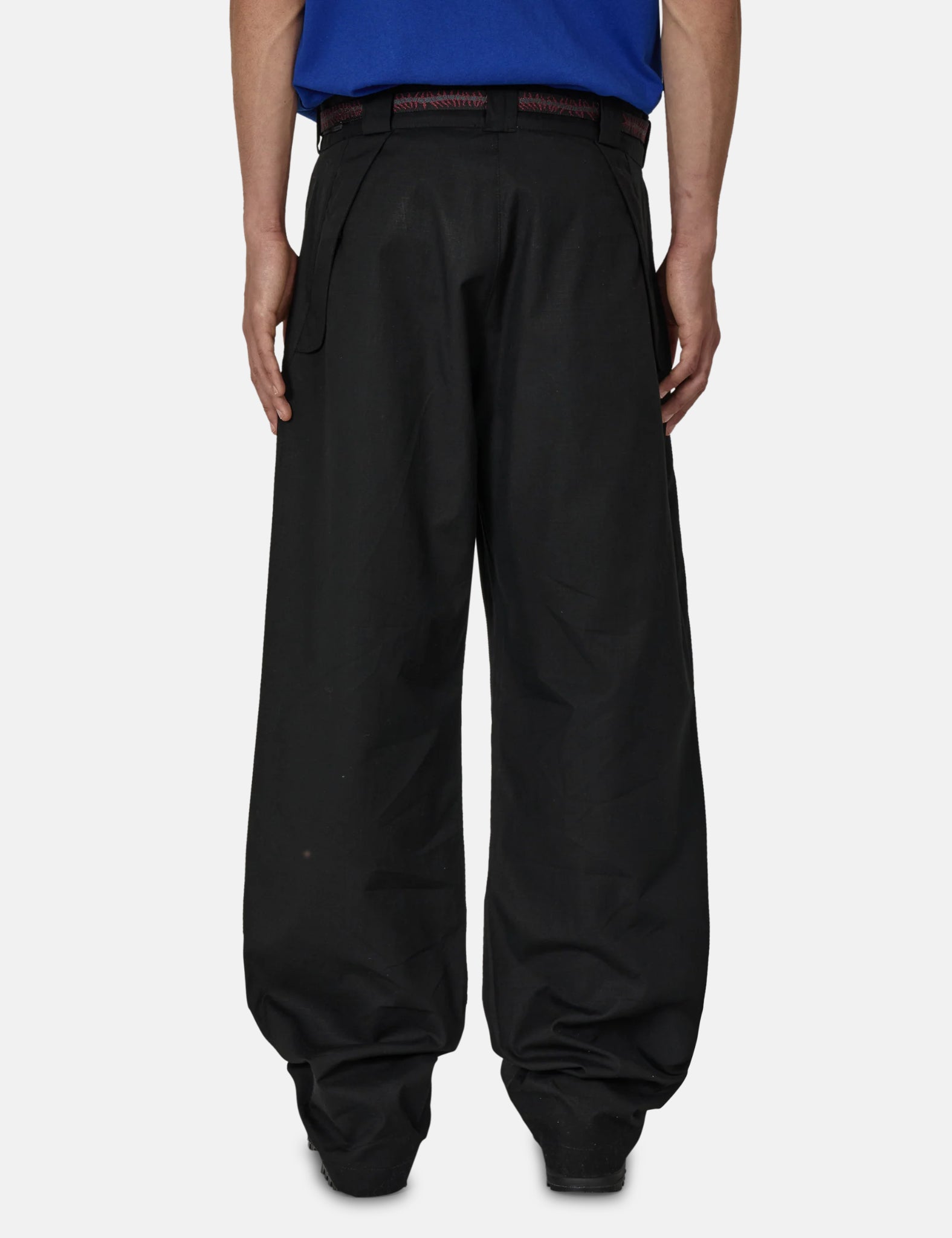 ROA Centipede Buckle Chino Pant - Black | Benchmark