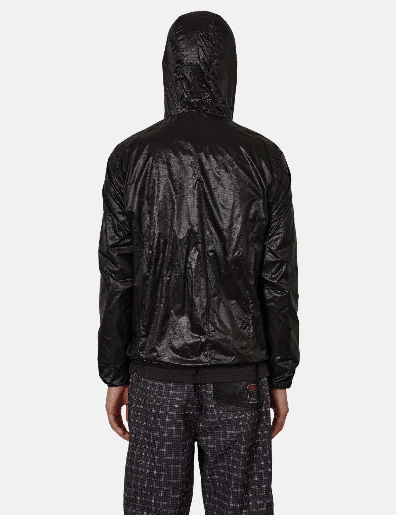 ROA Hue Packable Wind Jacket - Black | Benchmark